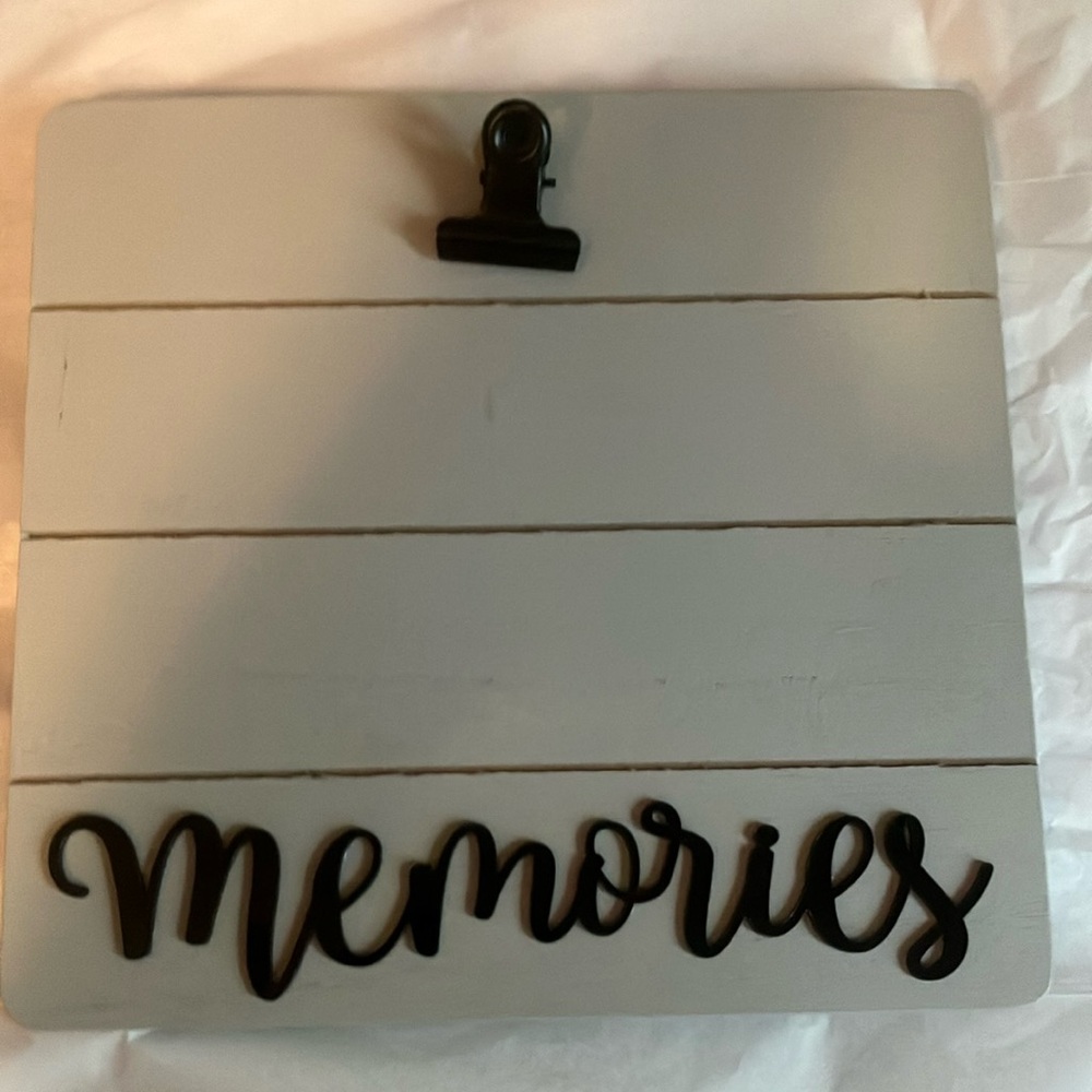 Gray Memories Photo Display Board